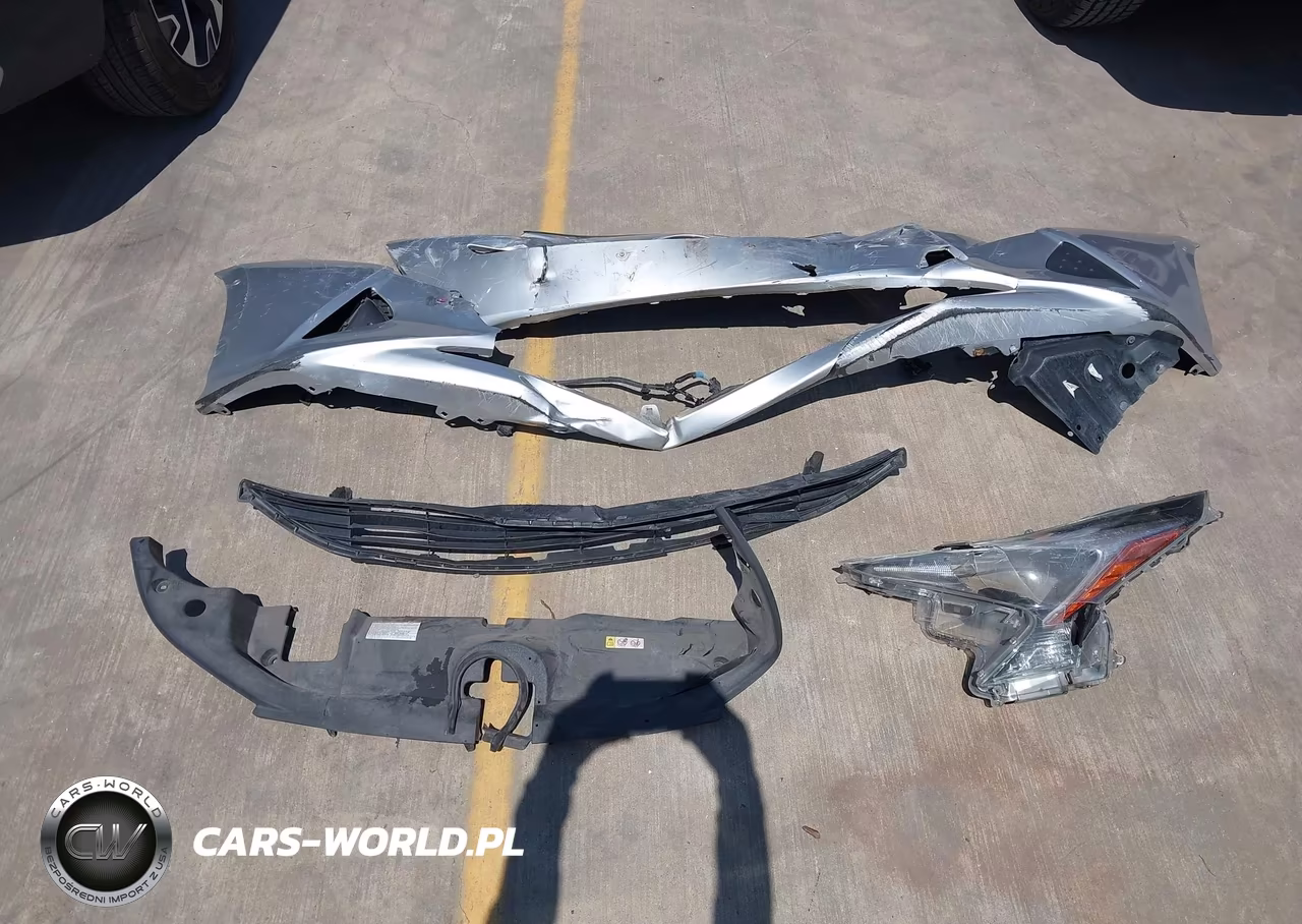 2018 Toyota Prius VIN:JTDKARFU9J3550222 - 12