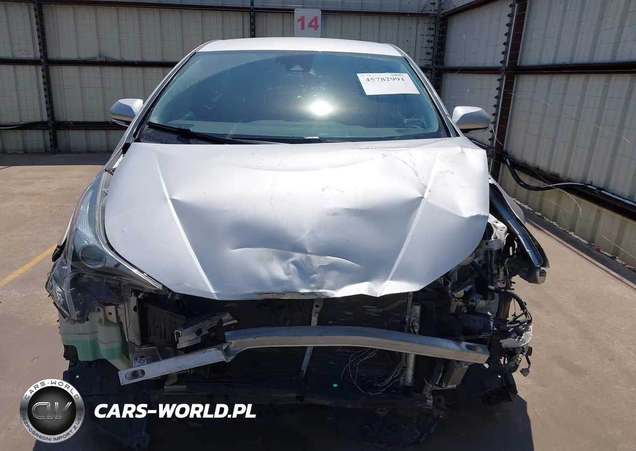 2018 Toyota Prius VIN:JTDKARFU9J3550222 - 13
