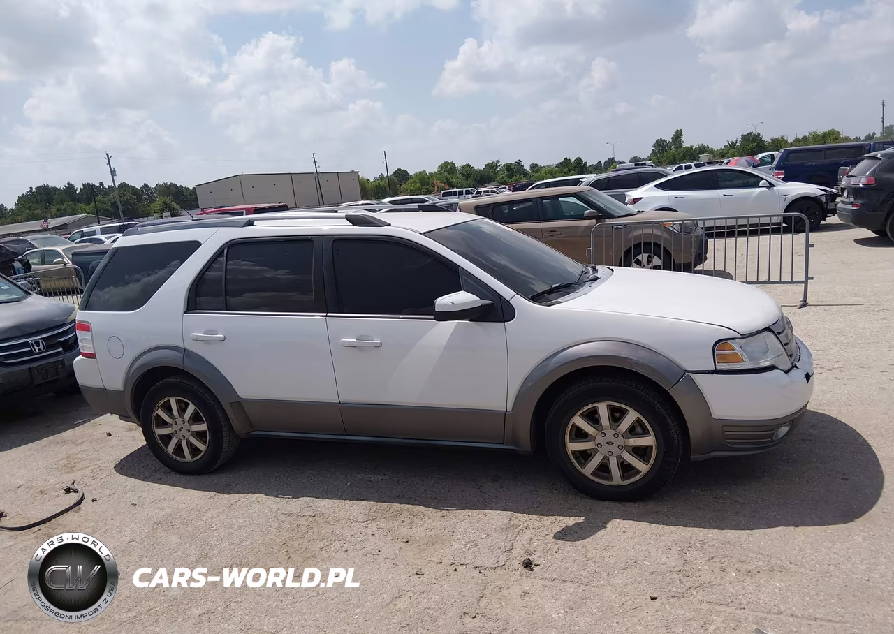 2008 Ford Taurus X Sel VIN:1FMDK02W08GA32300 - 13