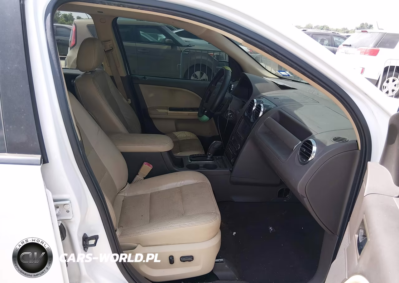 2008 Ford Taurus X Sel VIN:1FMDK02W08GA32300 - 5