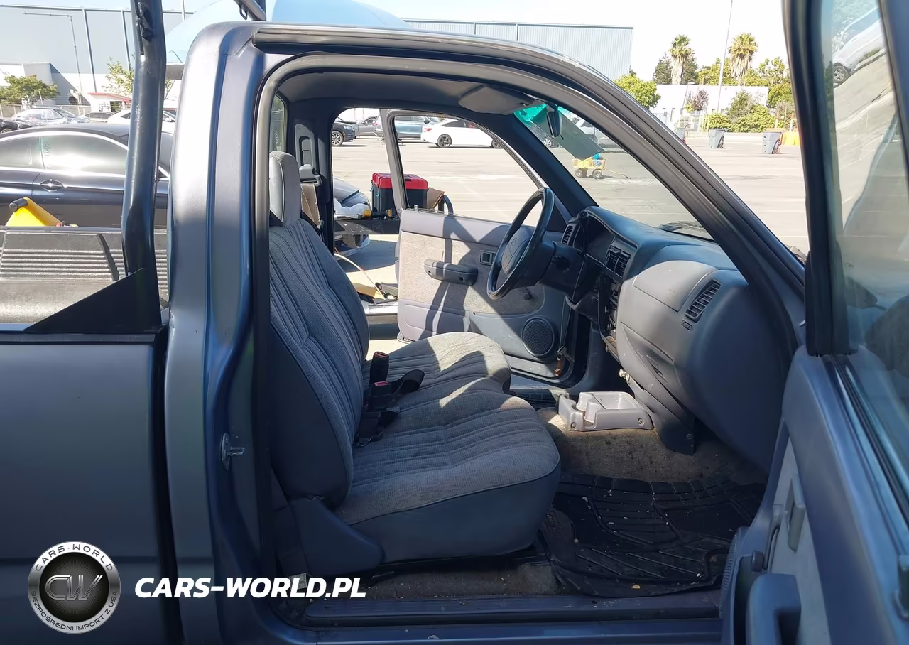 1998 Toyota Tacoma VIN:4TANL42N4WZ167779 - 5