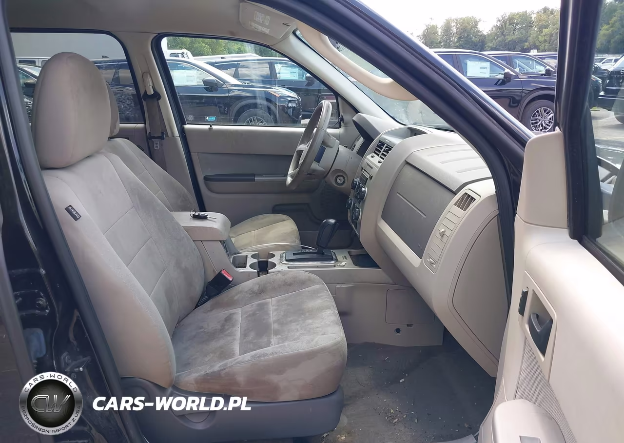 2010 Ford Escape Xlt VIN:1FMCU9DG8AKC97744 - 5