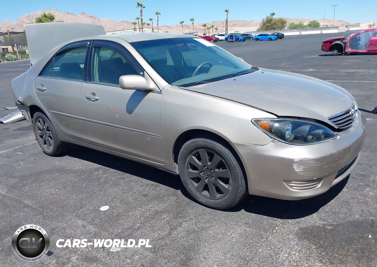 2005 Toyota Camry Le