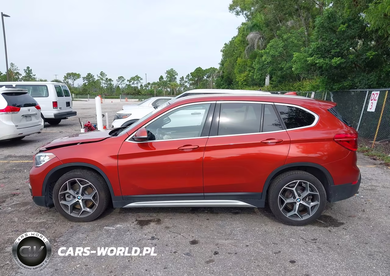 2018 BMW X1 Sdrive28I VIN:WBXHU7C35J3F04247 - 14