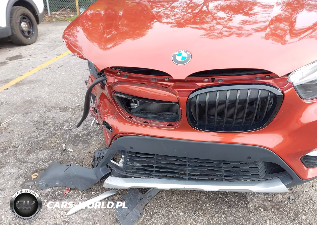 2018 BMW X1 Sdrive28I VIN:WBXHU7C35J3F04247 - 6