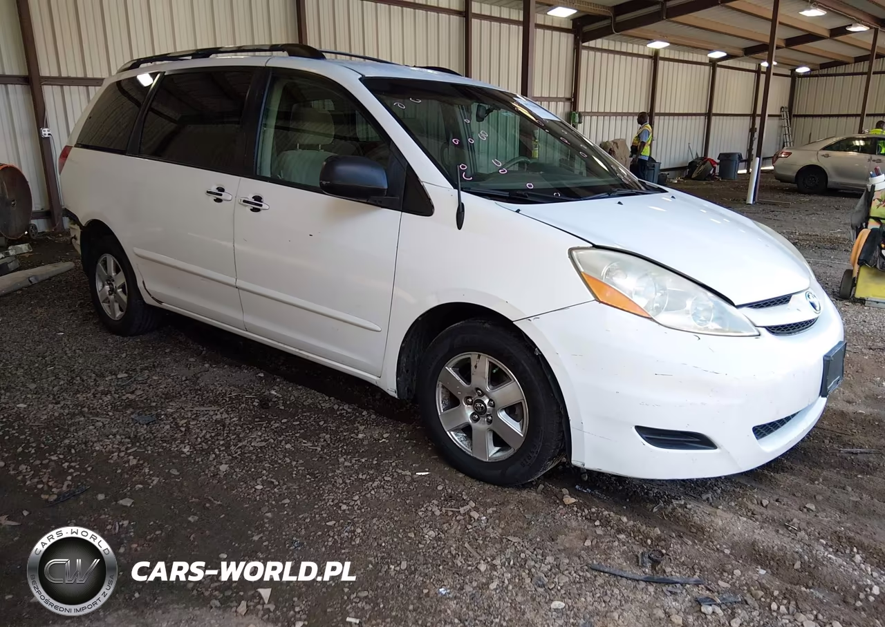 2008 Toyota Sienna Le – zdjęcie 1 z 17