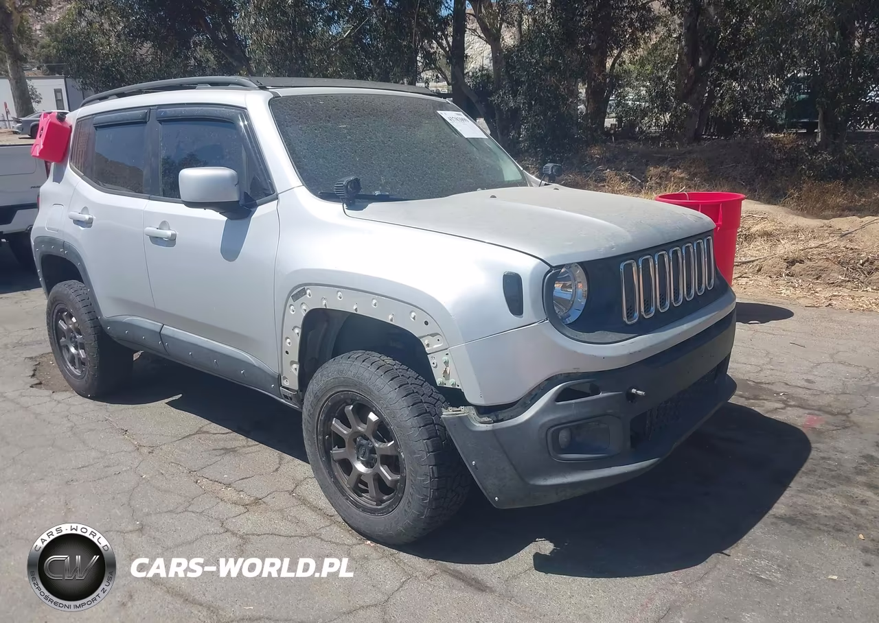 2015 Jeep Renegade Latitude – zdjęcie 1 z 12