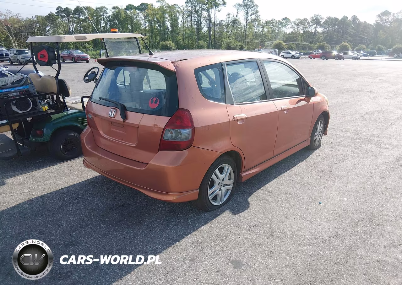 2007 Honda Fit Sport VIN:JHMGD38667S036382 - 4