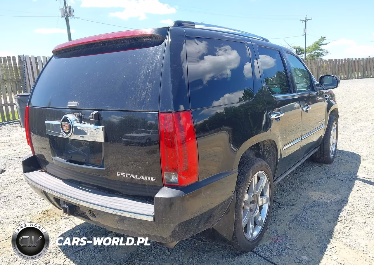 2007 Cadillac Escalade VIN:1GYFK63817R421170 - 4