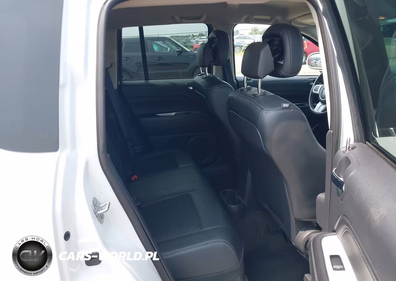 2017 Jeep Compass Latitude VIN:1C4NJDEB0HD104738 - 8