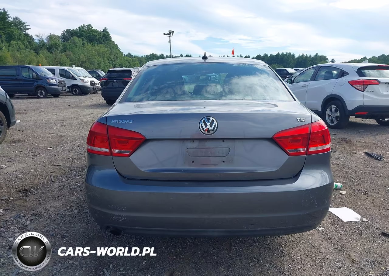 2015 Volkswagen Passat 1.8T S VIN:1VWAT7A36FC026099 - 16