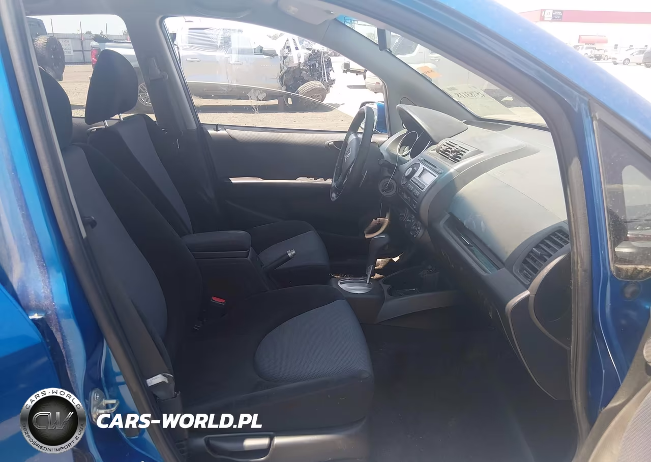 2008 Honda Fit Sport VIN:JHMGD38688S059731 - 5