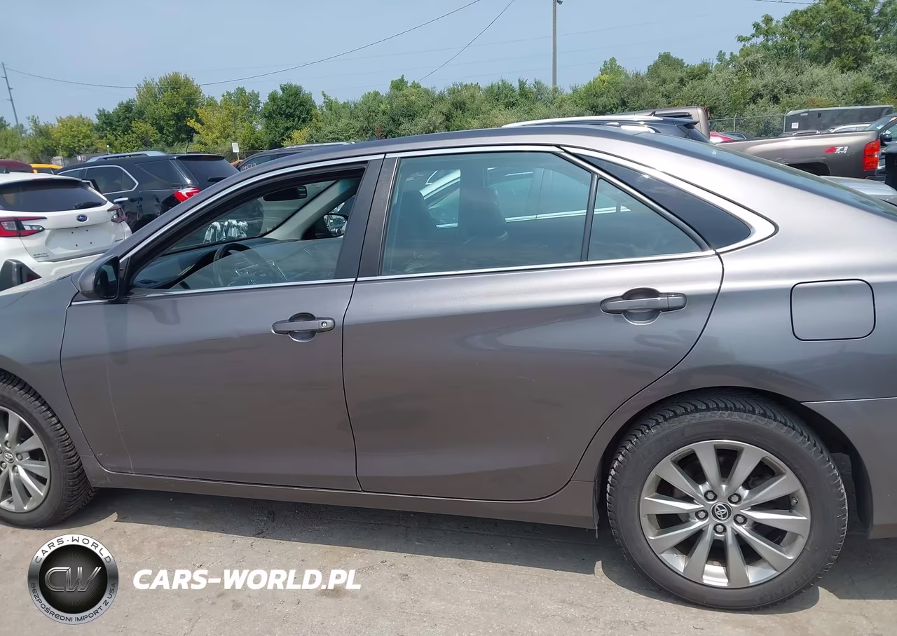 2015 Toyota Camry Xle VIN:4T1BF1FK2FU976137 - 14