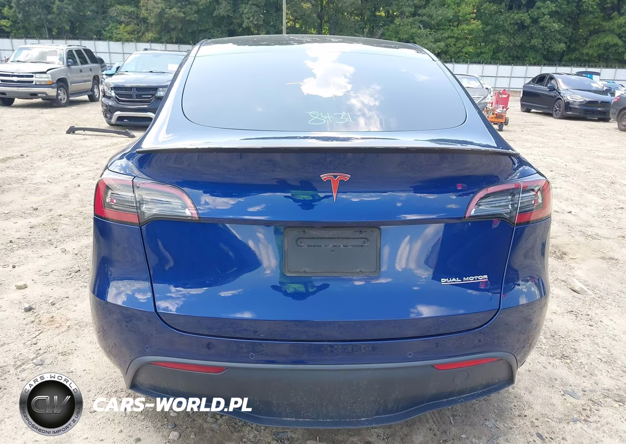 2022 Tesla Model Y Performance Dual Motor All-Wheel Drive VIN:7SAYGDEF9NF390112 - 17