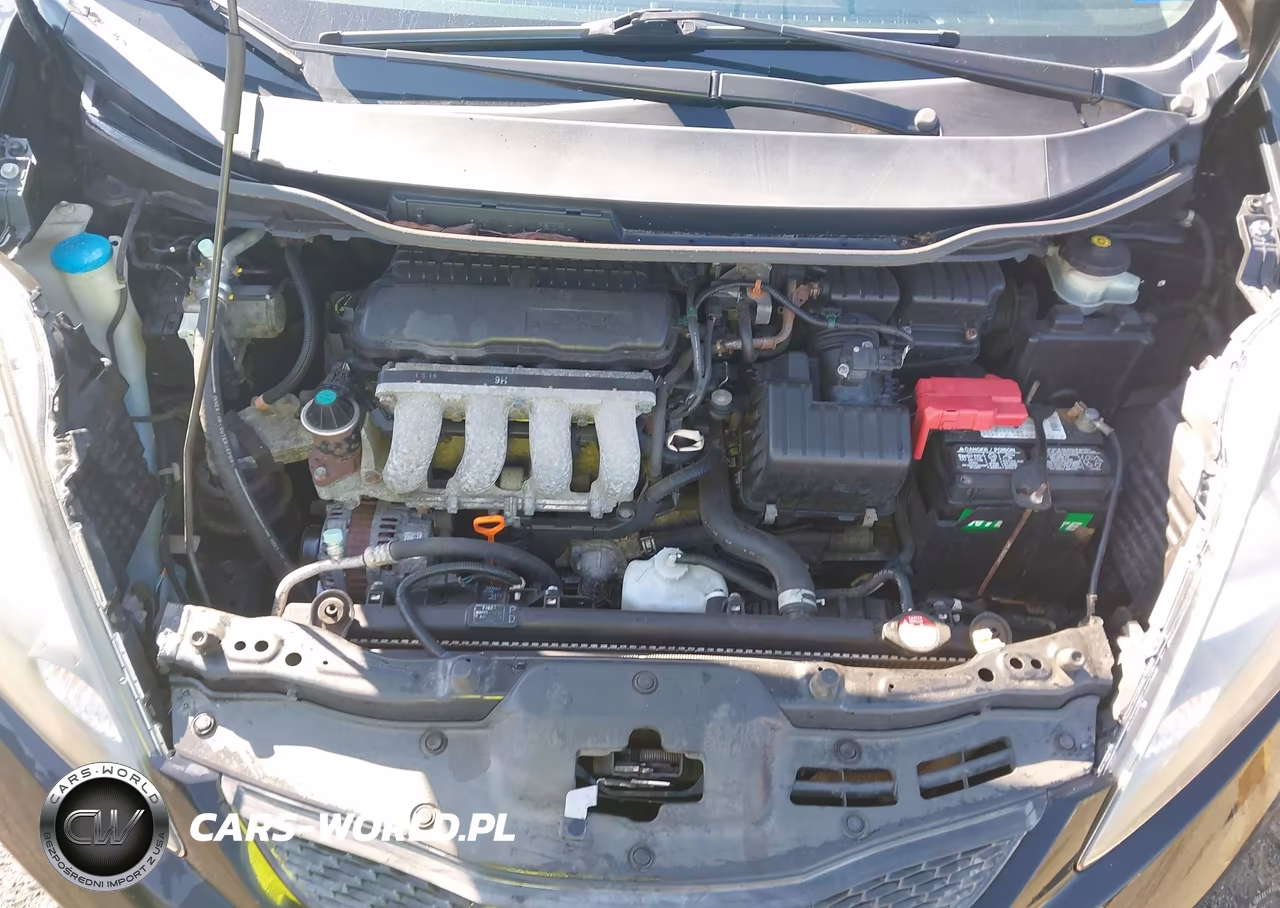 2011 Honda Fit VIN:JHMGE8H37BS011354 - 10
