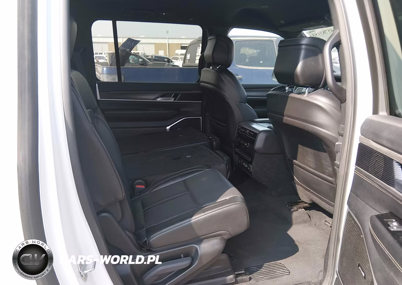 2024 Jeep Wagoneer L Series Ii 4X4 VIN:1C4SJSBP7RS173026 - 8