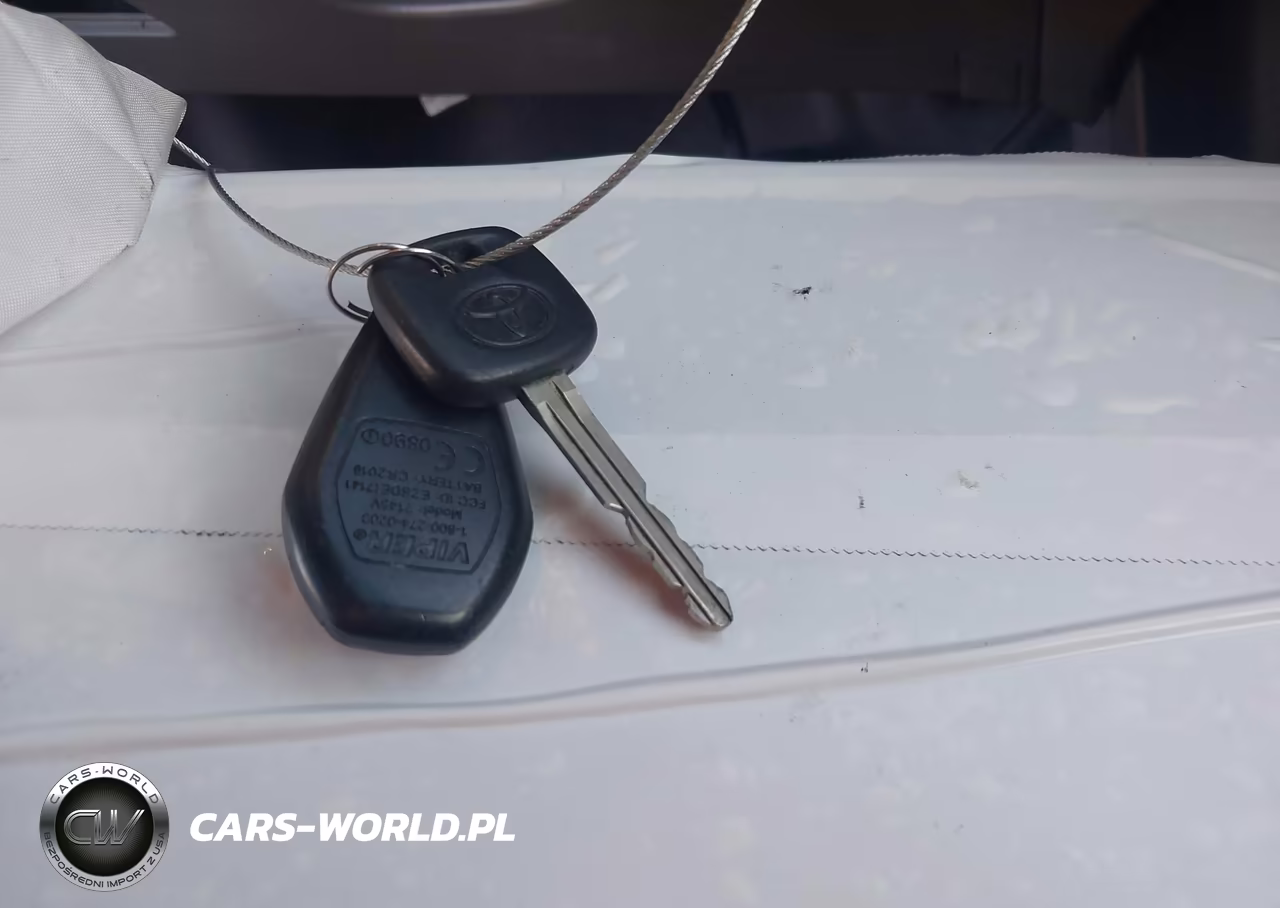 2005 Toyota Camry Le VIN:4T1BE32K15U097649 - 11