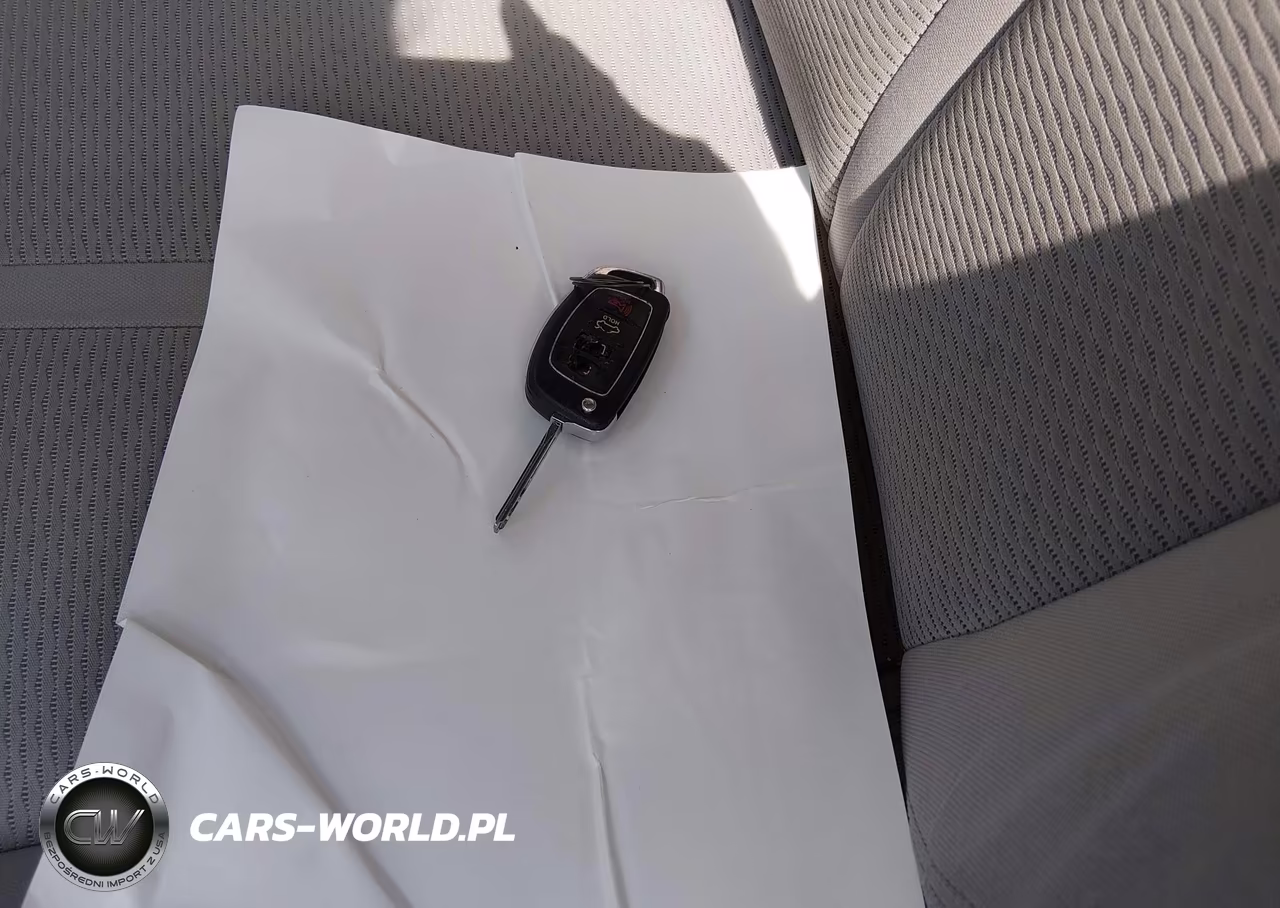 2017 Hyundai Sonata VIN:5NPE24AF3HH461363 - 11