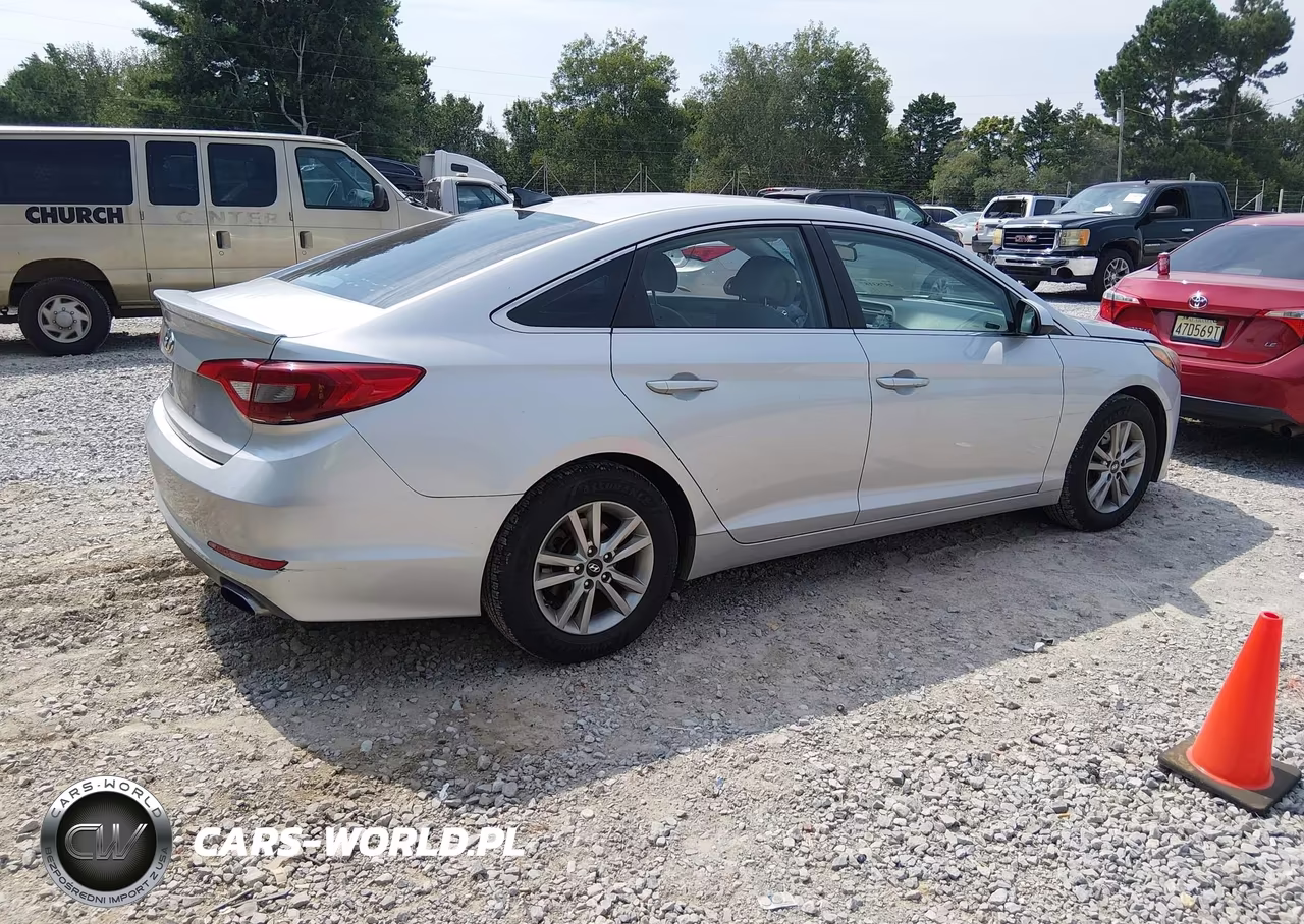 2017 Hyundai Sonata VIN:5NPE24AF3HH461363 - 4