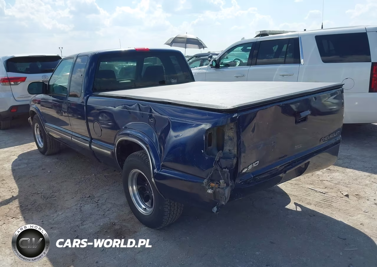 2000 Chevrolet S-10 Ls VIN:1GCCS1943YK184126 - 3