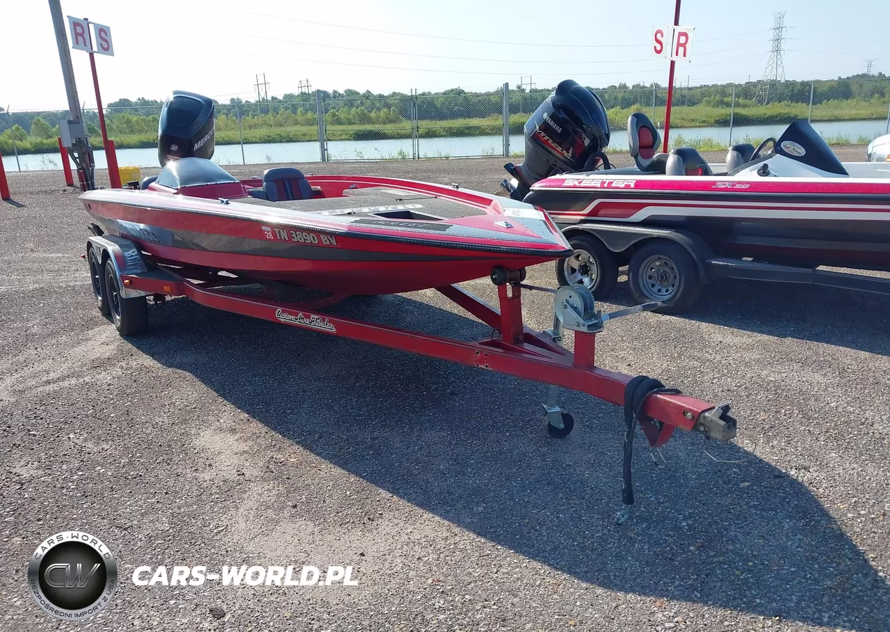 1995 Bullet Bass Boat