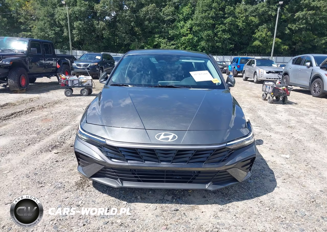 2026 Hyundai Elantra Hybrid Blue VIN:KMHLM4DJ2TU204934 - 12