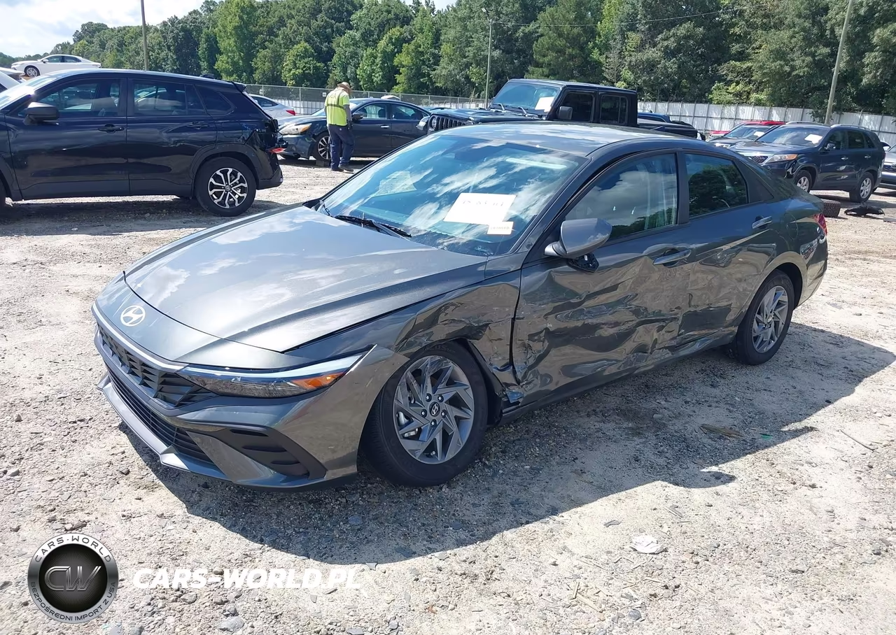 2026 Hyundai Elantra Hybrid Blue VIN:KMHLM4DJ2TU204934 - 2