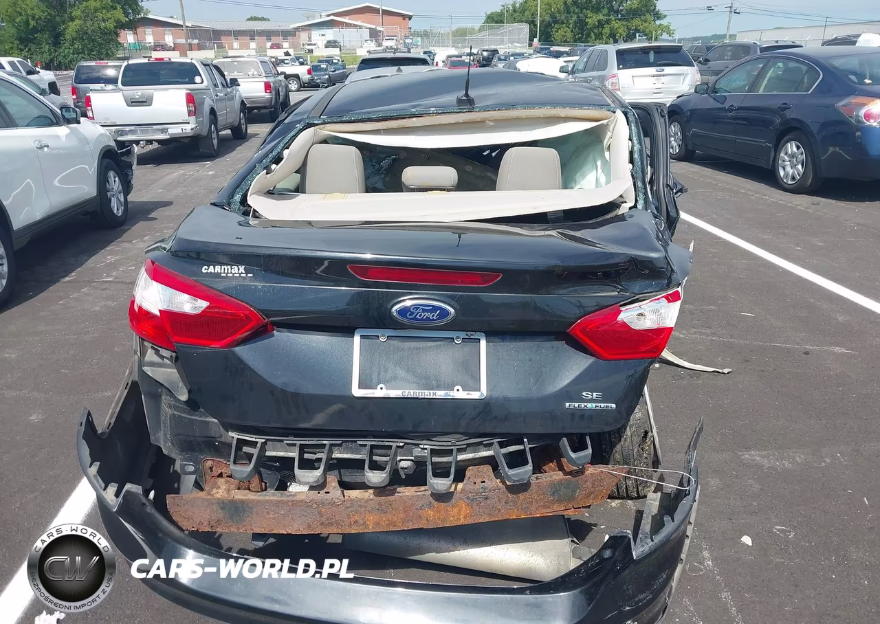 2014 Ford Focus Se VIN:1FADP3F2XEL379432 - 16