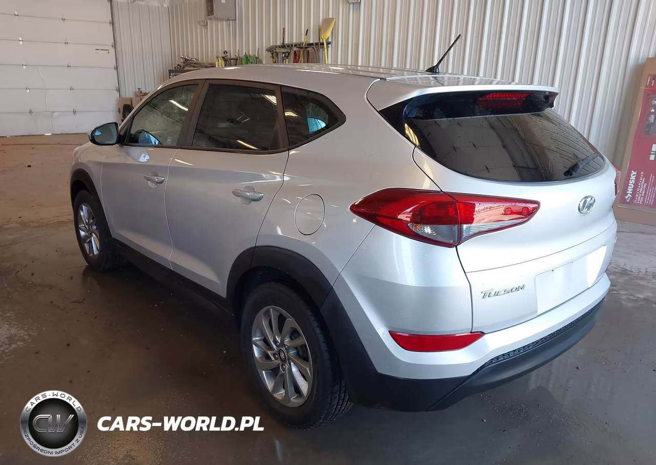 2018 Hyundai Tucson Se VIN:KM8J2CA45JU655827 - 3