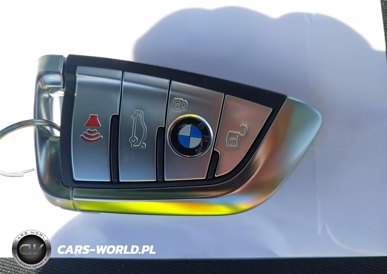 2025 BMW M8 Competition VIN:WBSDZ0C09SCV96738 - 11