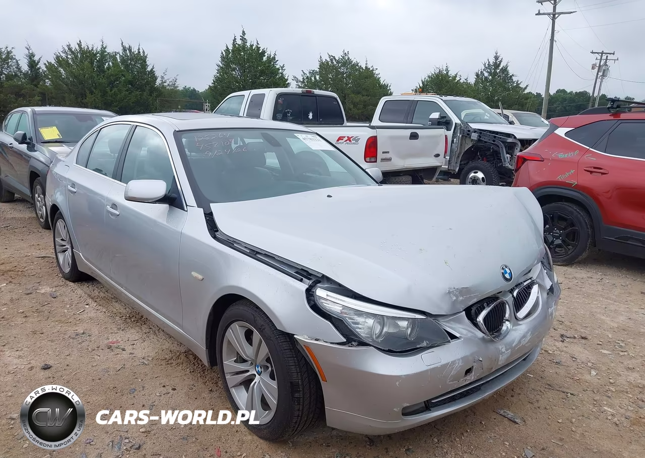 2010 BMW 528I
