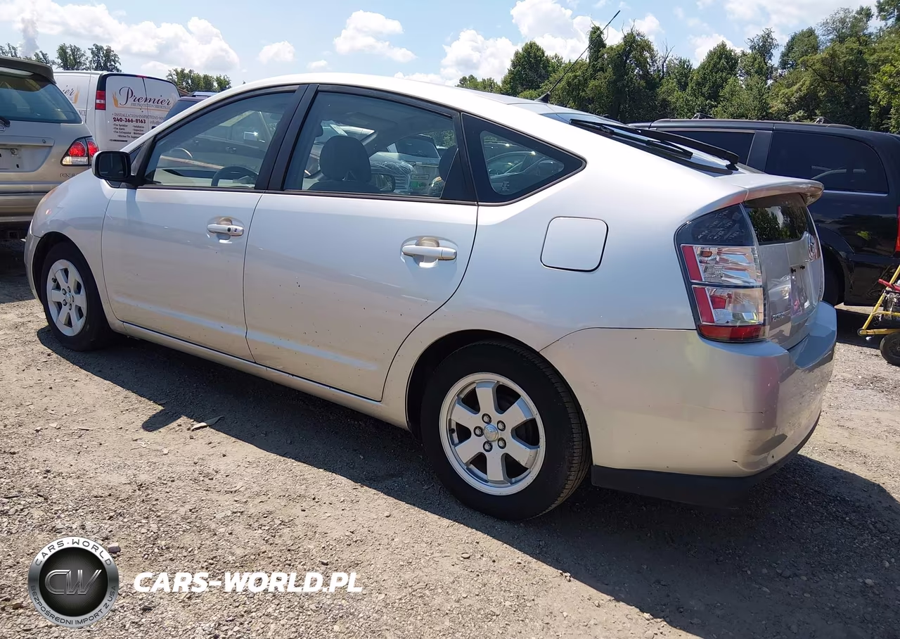 2004 Toyota Prius VIN:JTDKB20U040068936 - 3