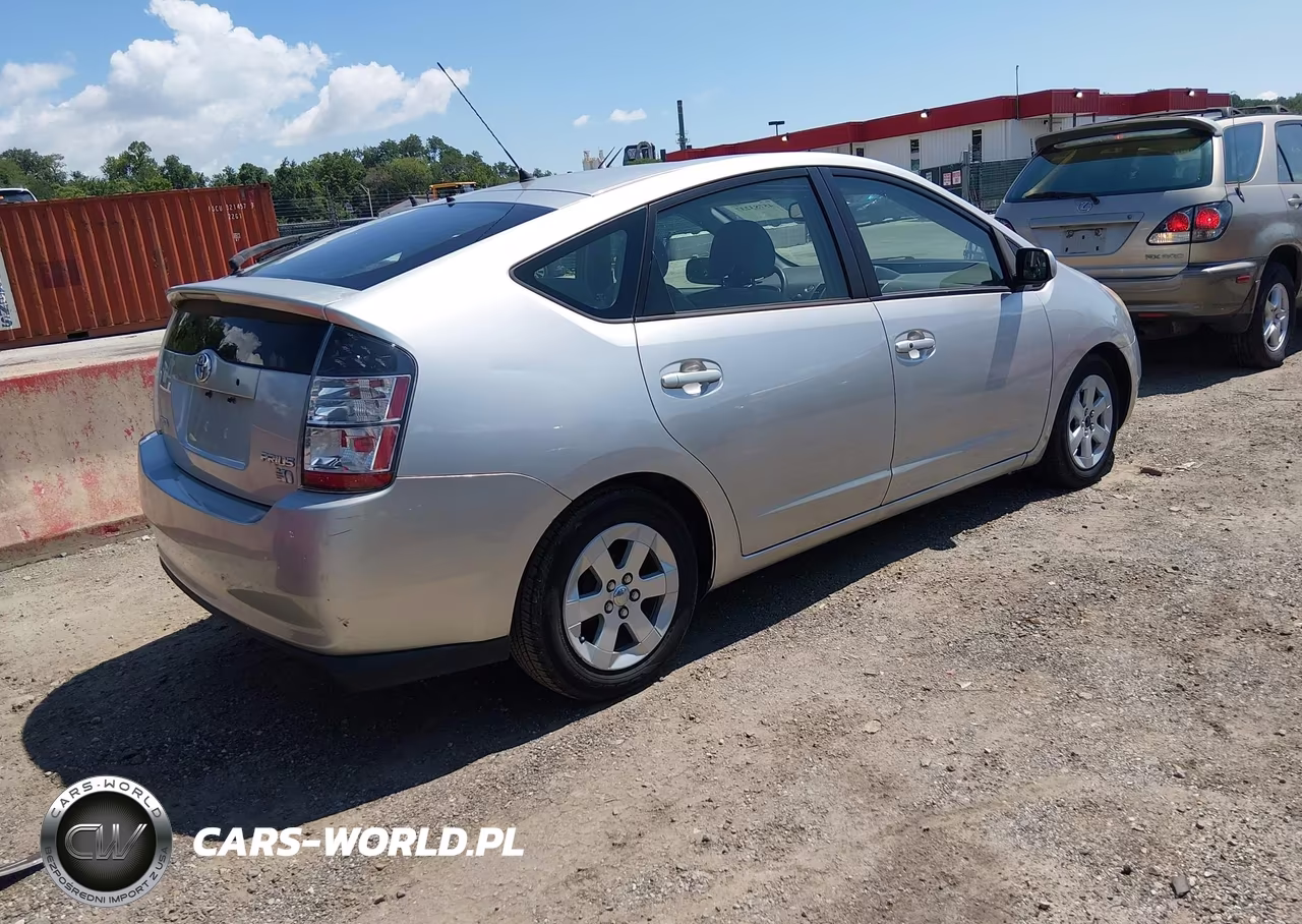 2004 Toyota Prius VIN:JTDKB20U040068936 - 4