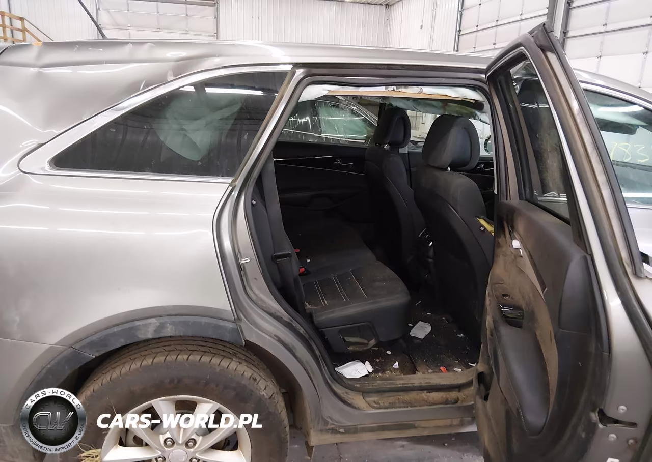 2016 Kia Sorento 2.4L L VIN:5XYPG4A3XGG004295 - 8