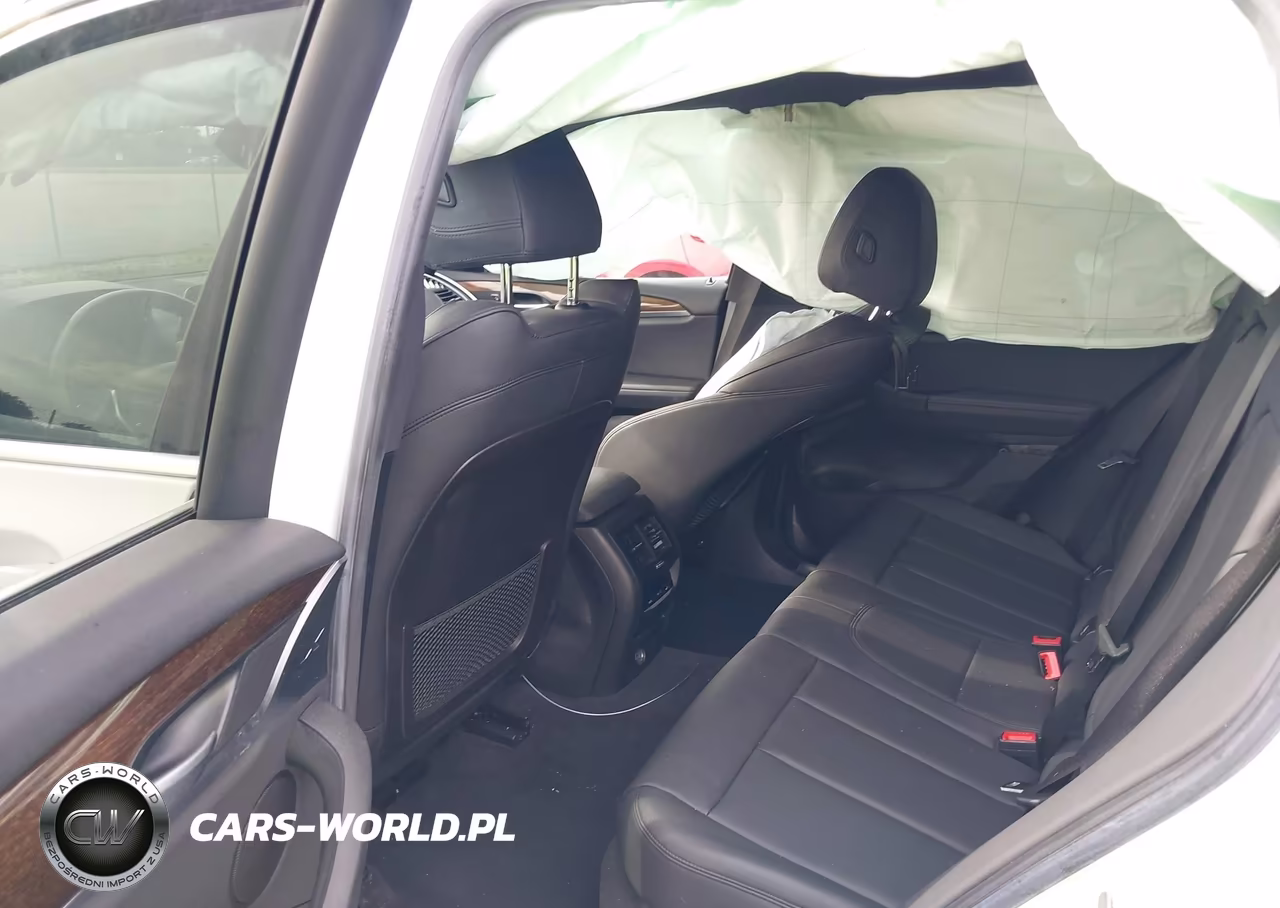 2019 BMW X3 Sdrive30I VIN:5UXTR7C54KLR50543 - 8