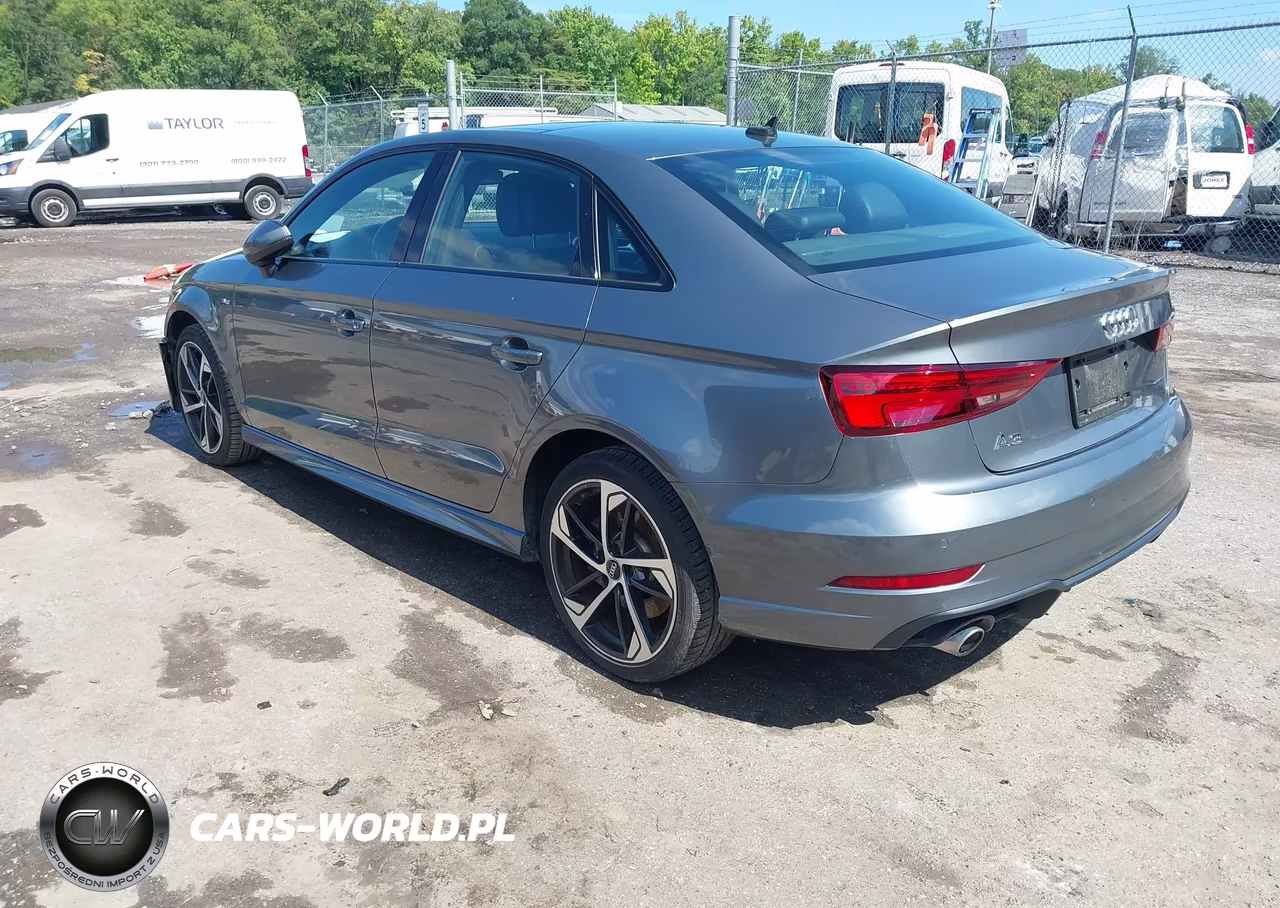 2020 Audi A3 Premium 45 Tfsi S Line Quattro S Tronic VIN:WAUBEGFF1LA102630 - 3