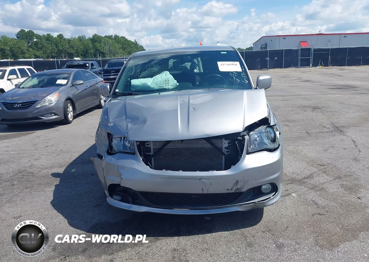 2015 Dodge Grand Caravan R-T VIN:2C4RDGEG4FR639202 - 12
