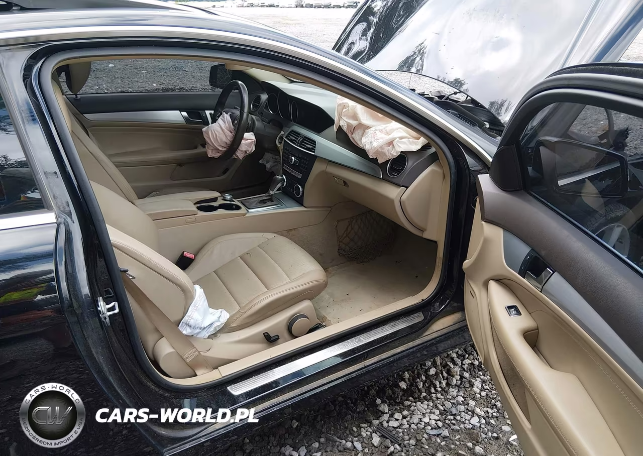 2012 Mercedes-Benz C 250 VIN:WDDGJ4HB3CF924173 - 5