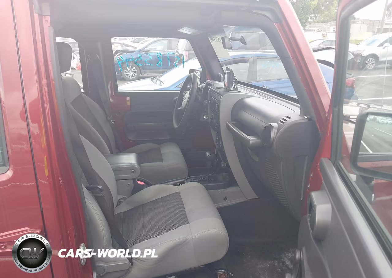 2009 Jeep Wrangler Unlimited X VIN:1J4GA39119L759626 - 5