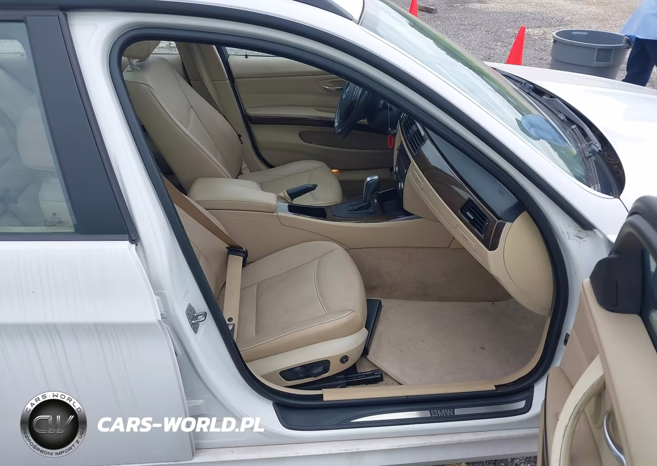 2009 BMW 328I VIN:WBAUT935X9A191208 - 5