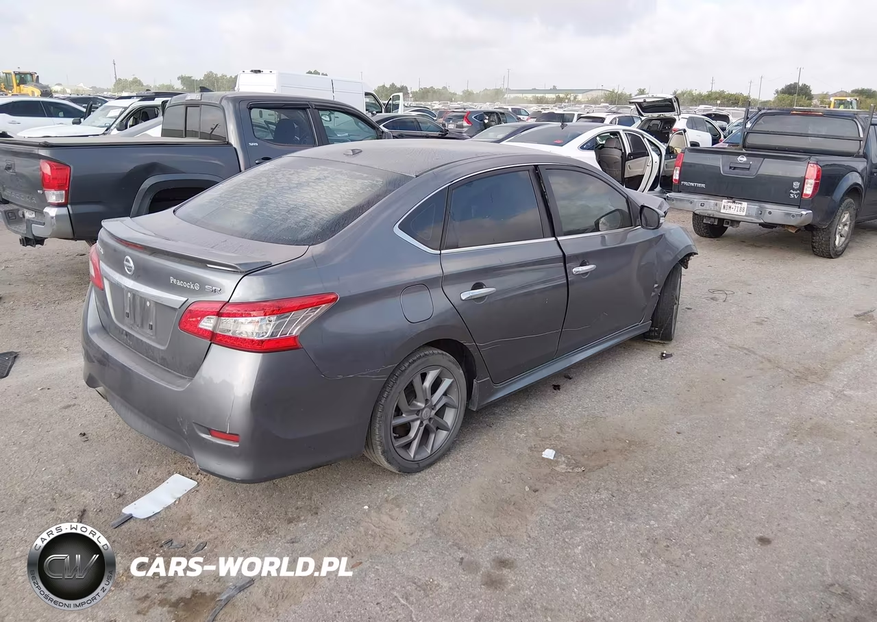 2015 Nissan Sentra Sr VIN:3N1AB7AP3FY343681 - 4