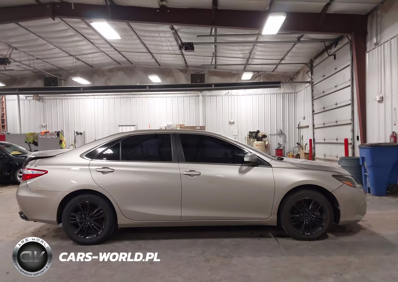 2015 Toyota Camry Se VIN:4T1BF1FK3FU885152 - 13