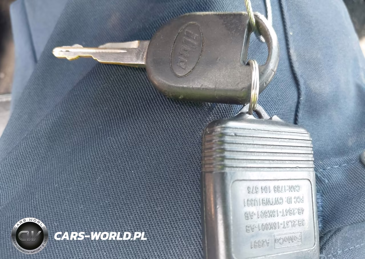 2006 Mercury Grand Marquis Ls VIN:2MHFM75V06X630544 - 11