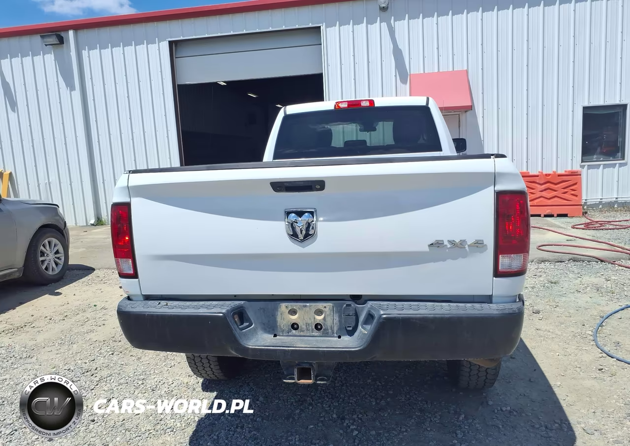 2018 Ram 2500 Tradesman 4X4 8' Box VIN:3C6TR5HT4JG363601 - 19