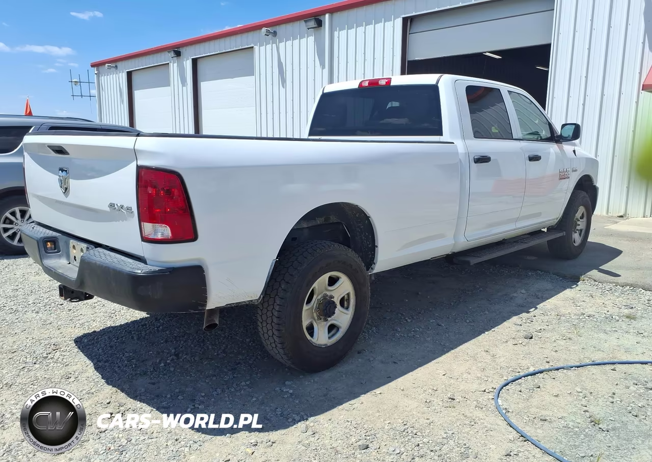 2018 Ram 2500 Tradesman 4X4 8' Box VIN:3C6TR5HT4JG363601 - 4