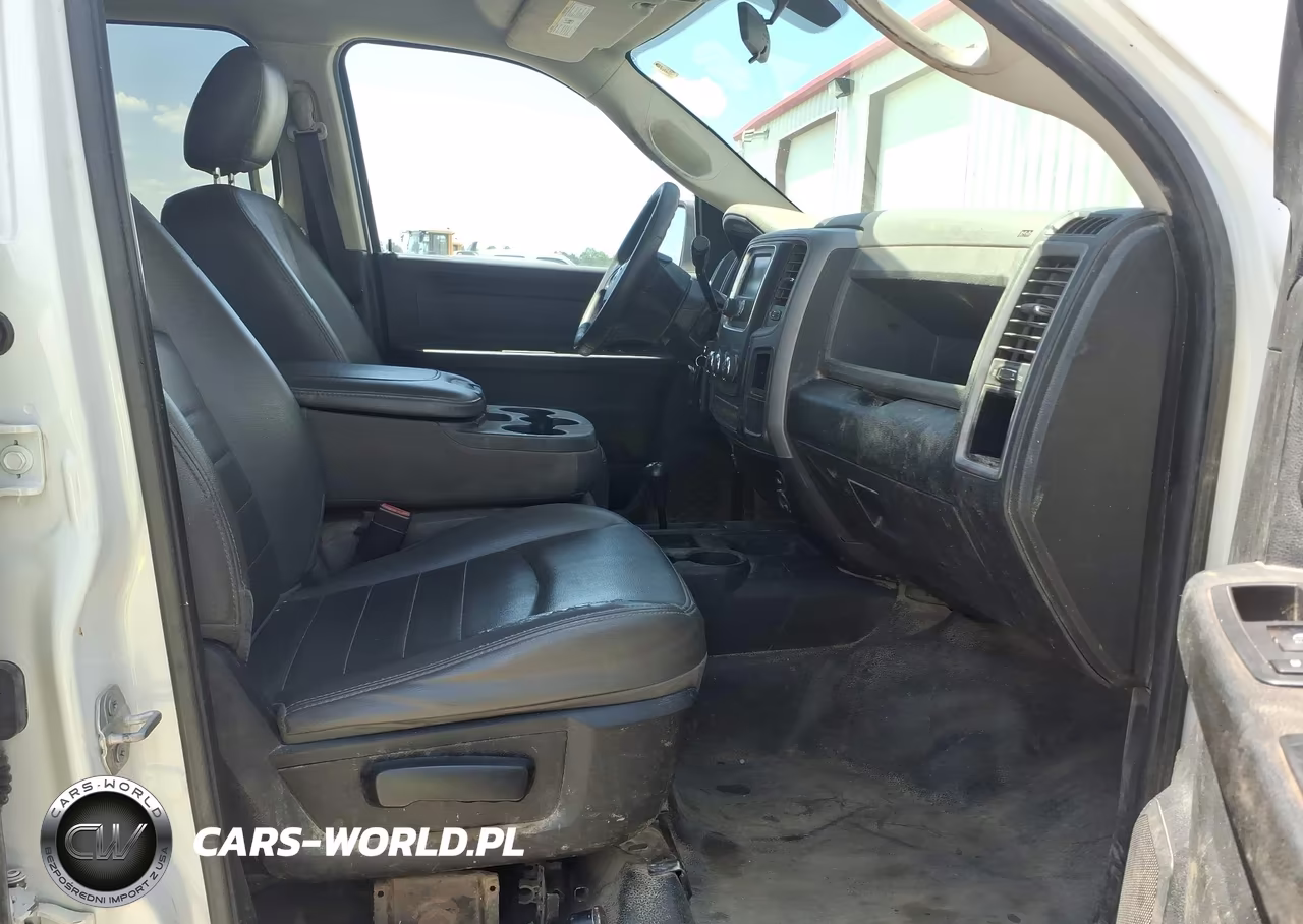 2018 Ram 2500 Tradesman 4X4 8' Box VIN:3C6TR5HT4JG363601 - 5