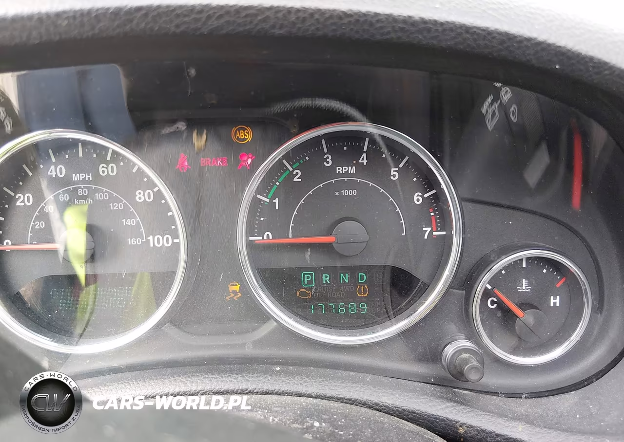 2013 Jeep Wrangler Sport VIN:1C4AJWAG4DL606261 - 7