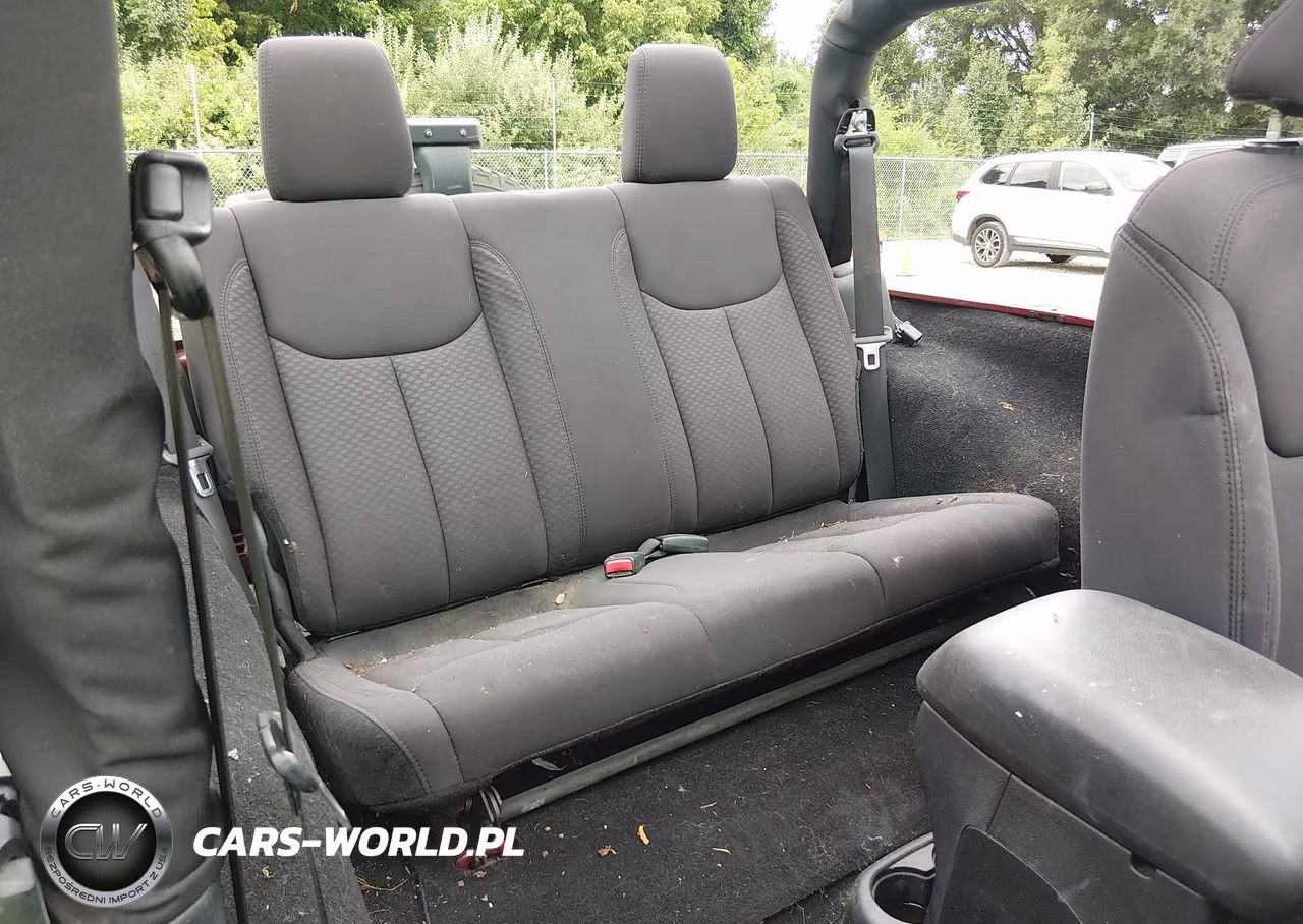2013 Jeep Wrangler Sport VIN:1C4AJWAG4DL606261 - 8