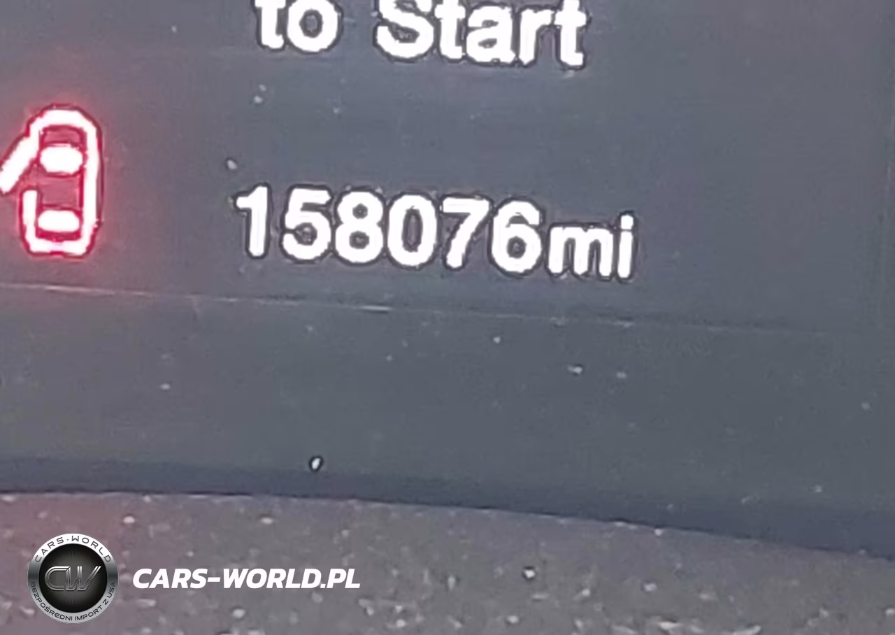 2018 Jeep Renegade Latitude 4X4 VIN:ZACCJBBB1JPG72164 - 16