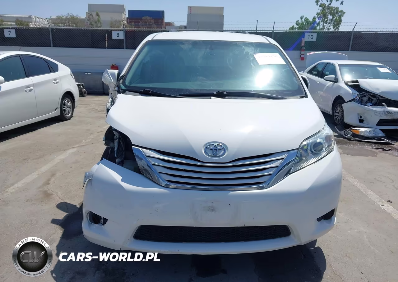 2016 Toyota Sienna Le 8 Passenger VIN:5TDKK3DC0GS704134 - 12